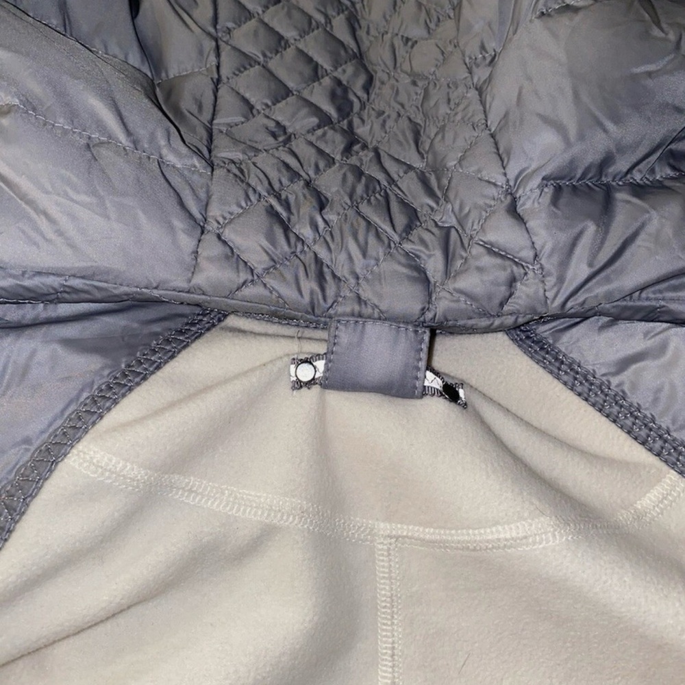 Lululemon Run Bundle Up - Picture 8 of 8